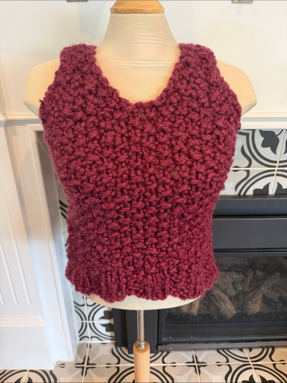 Chunky Knit V-Neck Sweater Vest in Deep Wine 100% wool